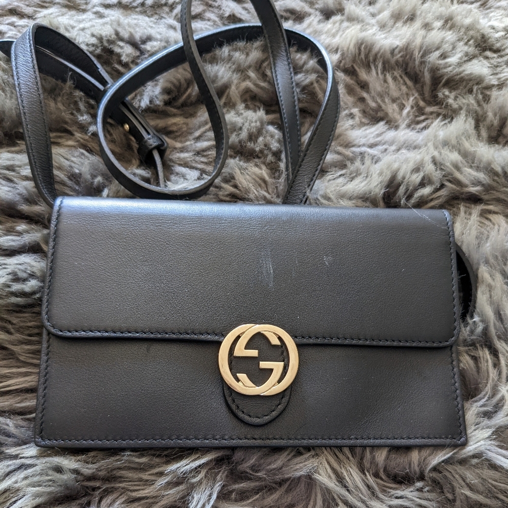 Gucci Wallet On Chain. - Picture 12 of 13